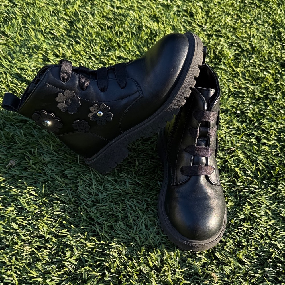 Jessica Simpson Black Floral Combat Boots Toddler 10